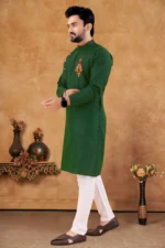 Green Cotton Blend Regular Fit Men's Kurta Pyjama Set ( Pack of 1 ) - Image 4