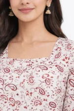 Women Cotton Blend Printed Straight Kurti ( Maroon ) - Image 3